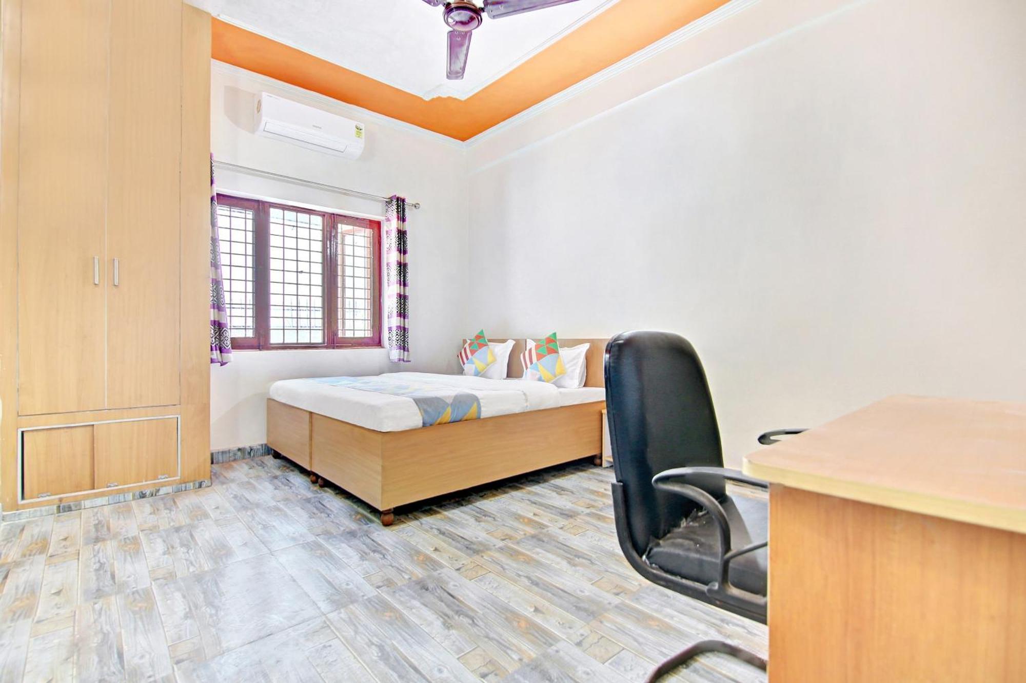 Home 78802 Balaji Bhawan Jhajra Экстерьер фото